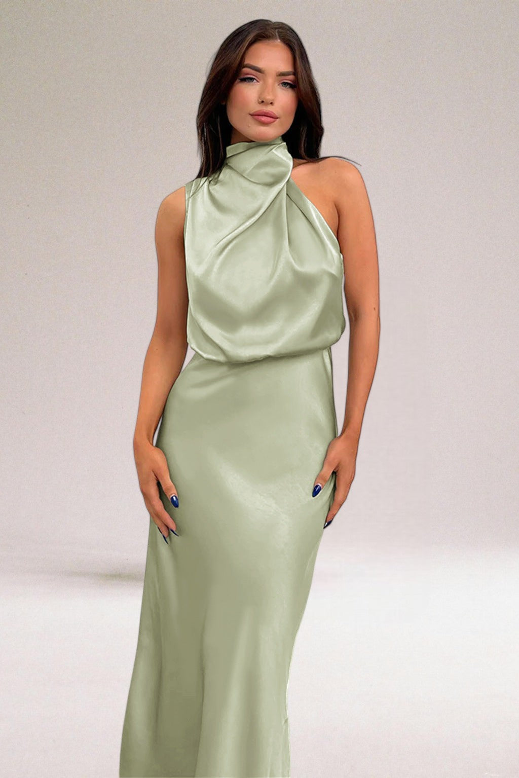 Alma | Glamorous satin dress with halter