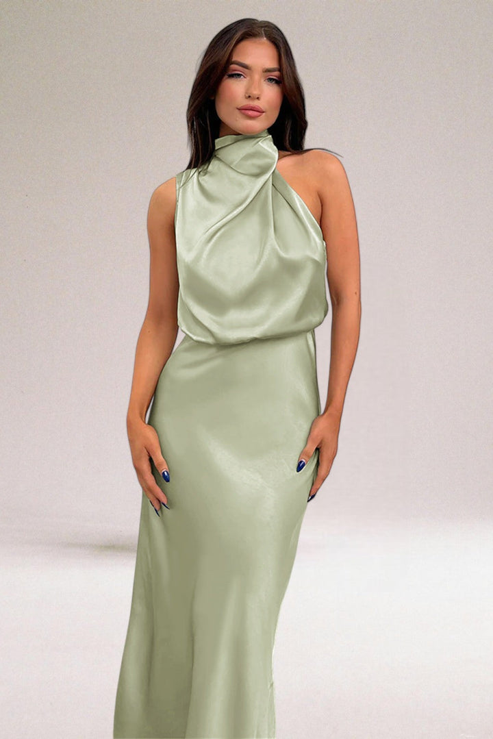 Alma | Glamorous satin dress with halter