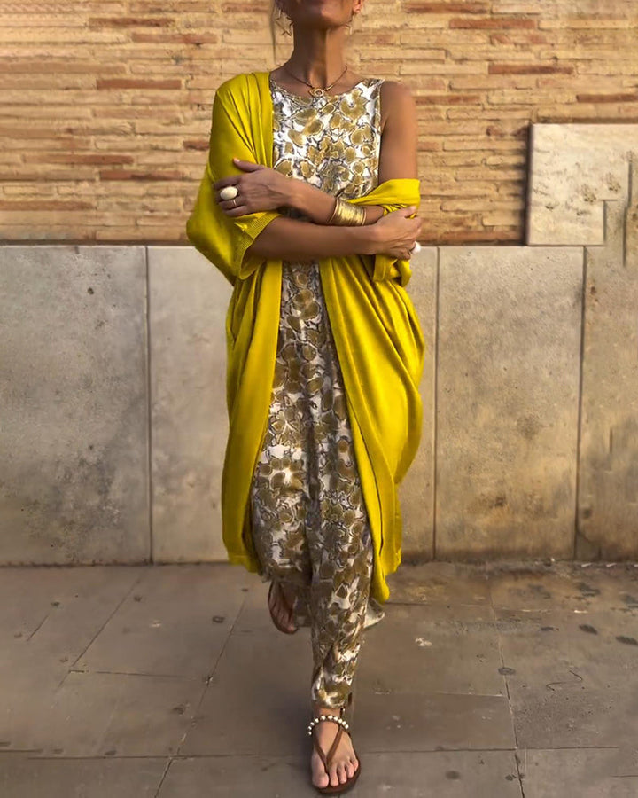 Izabella | Elegant Two Piece Suit with Comfortable Fit for Holiday and Summer Outings