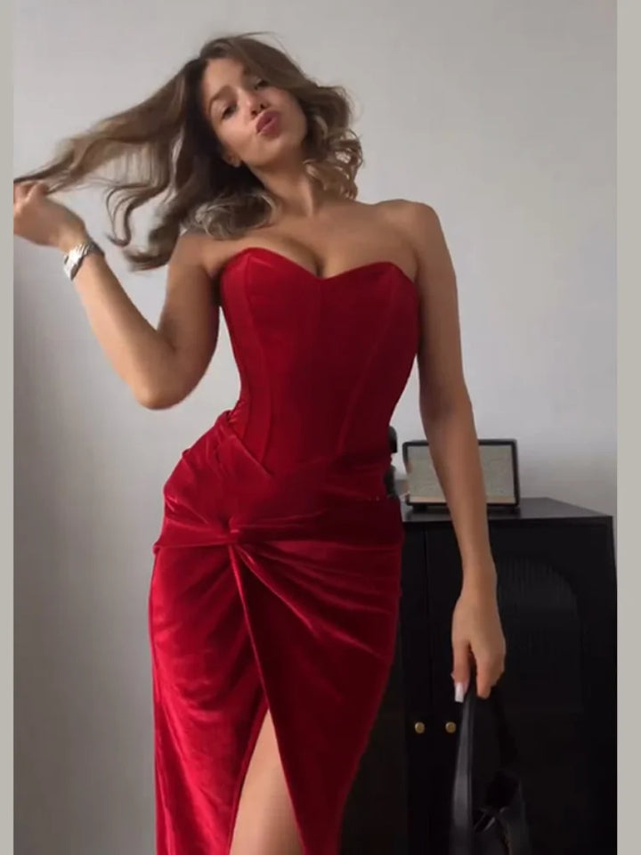 Ava/ Red Velvet Prom Dress