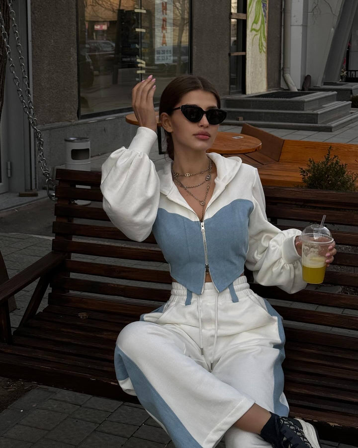 Daisy | Women's Hoodie in Multicolor