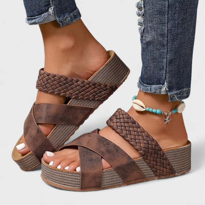 Amaya - Orthopaedic Leather Sandals