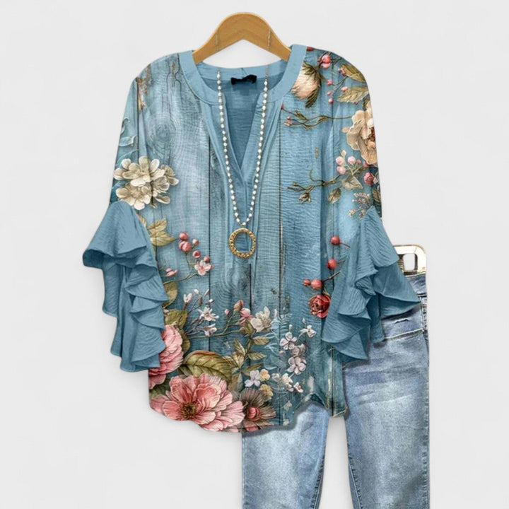 Hatie - Blouse with Elegant Flowers