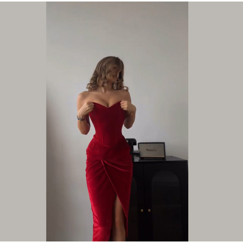 Ava/ Red Velvet Prom Dress