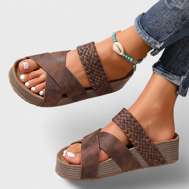 Amaya - Orthopaedic Leather Sandals