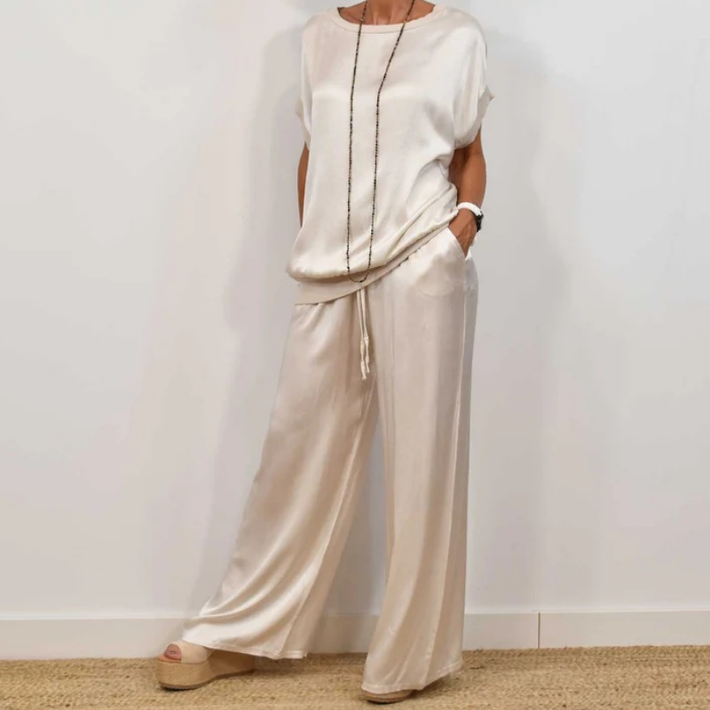 Bessy - Two Piece Set